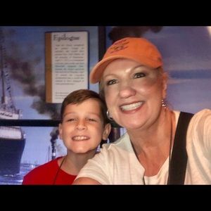 Meet your Posher, Vicky